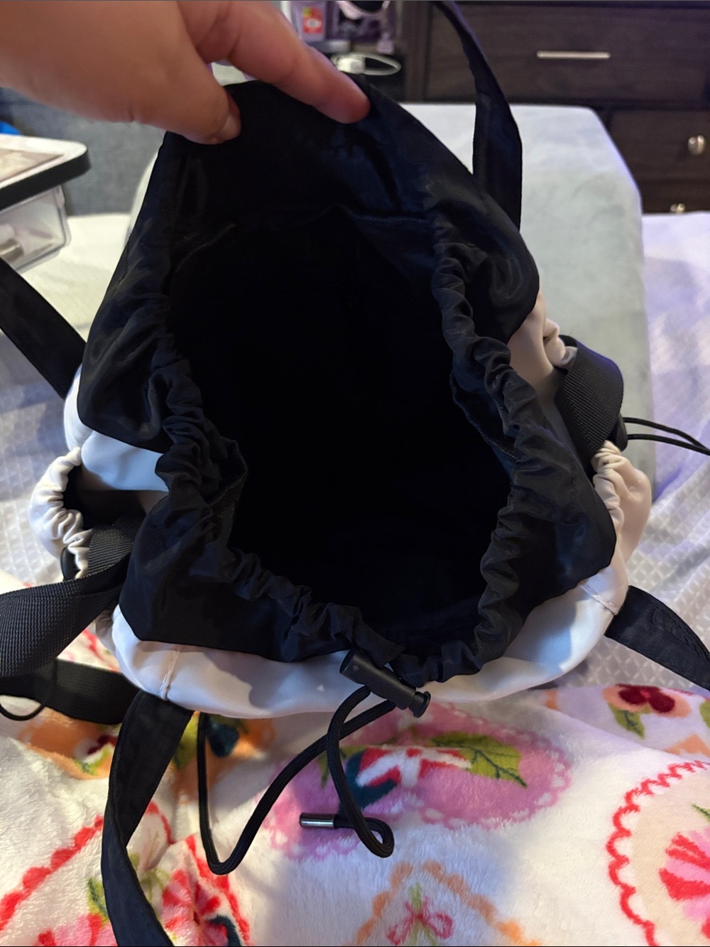 ⭐️ Star Drawstring Bag - Picture 7 of 7